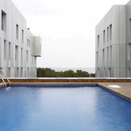 Apartment Around Mistral Pool Barcelona