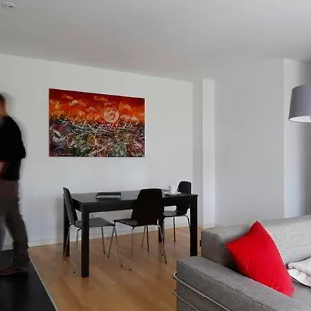 Around Mistral Pool Apartment *