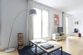 Around Mistral Pool Apartment *